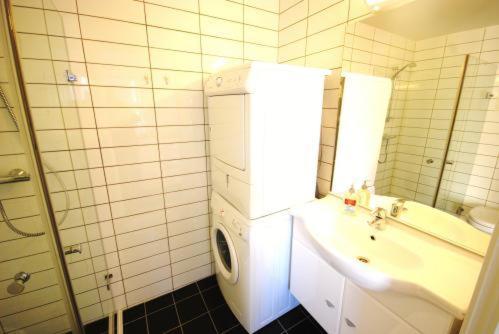 Housing, Lyder Sagens Gate 23 *
